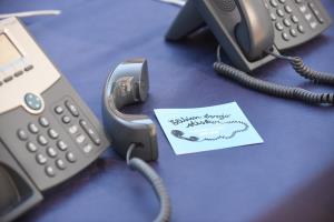 Telefonska pomoč v stiski
